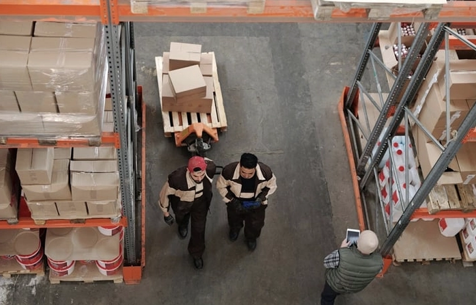 How Do Pallets End Up on Amazon?